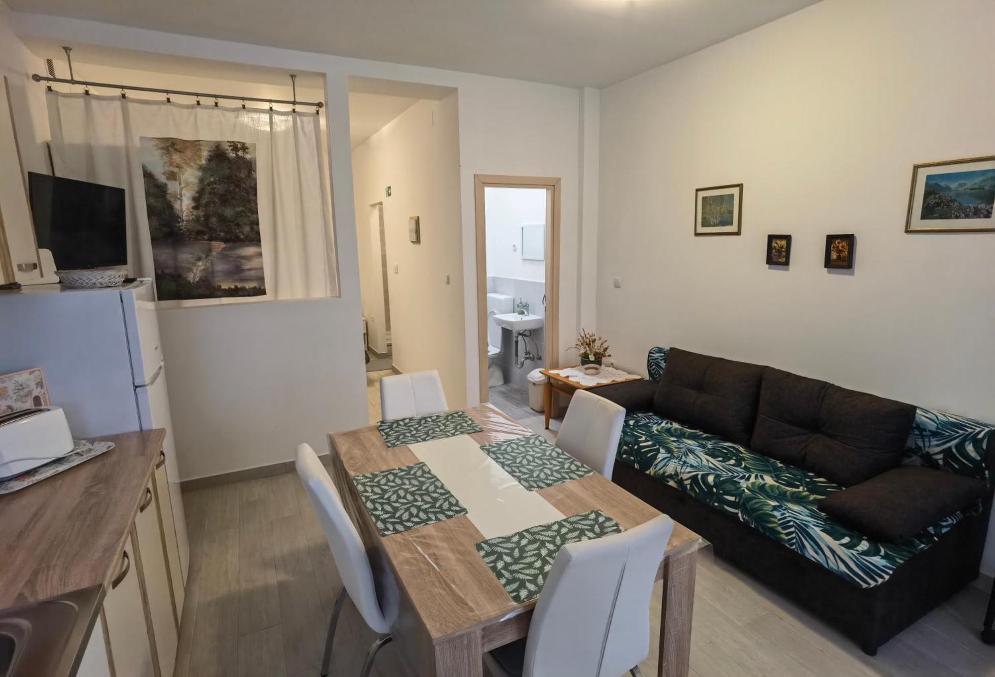 Apartment Zlatko , Ten Steps To The Sea Opatija Exterior foto